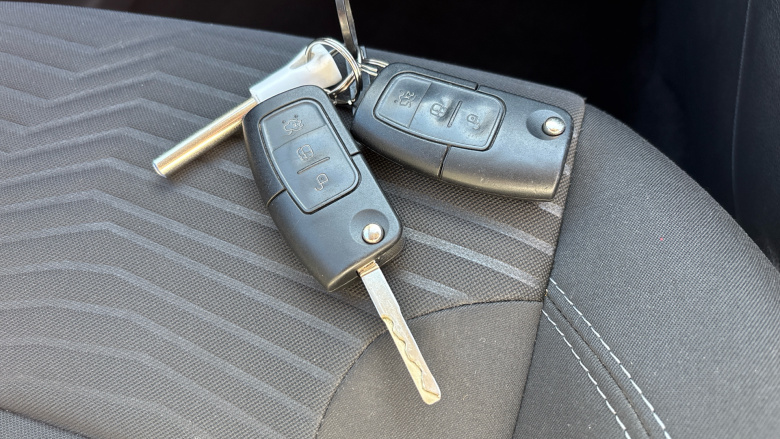 Ford Fiesta 1.25 82 Zetec 5dr Petrol Hatchback